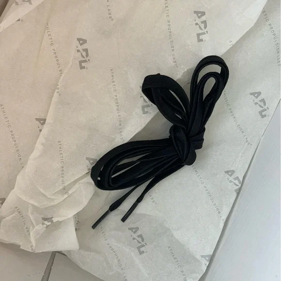 APL Sneakers Techloom Pro - Women’s Size 10.5- Unisex - Black/White - NWT - Picture 8 of 9